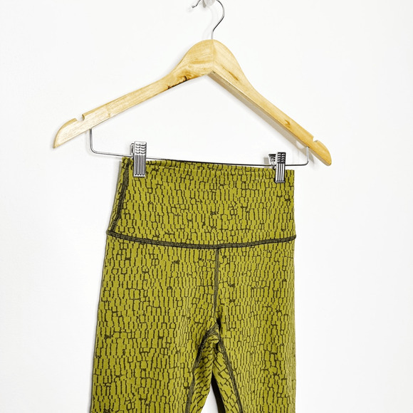 Lululemon Wunder Under High-Rise Tight 28" Luxtreme Jacquard Dark Olive SIZE 4 - Picture 3 of 6